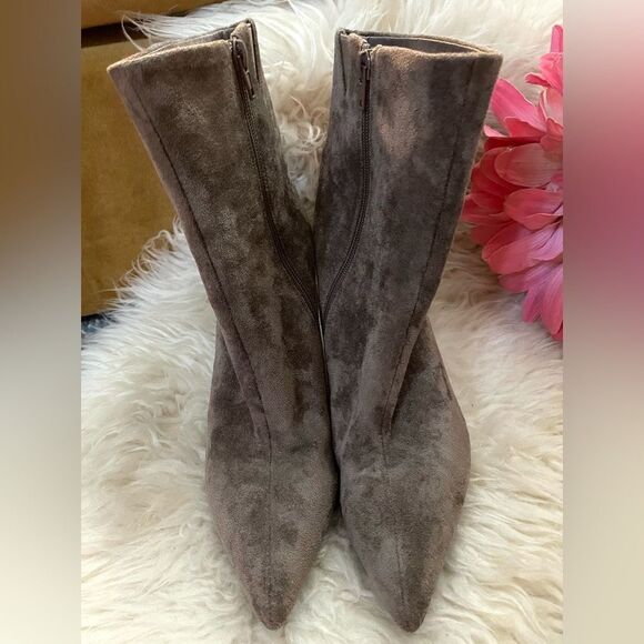 Jeffrey Campbell Lustful Lucite Heel Boots Taupe Suede 8 - Picture 3 of 9